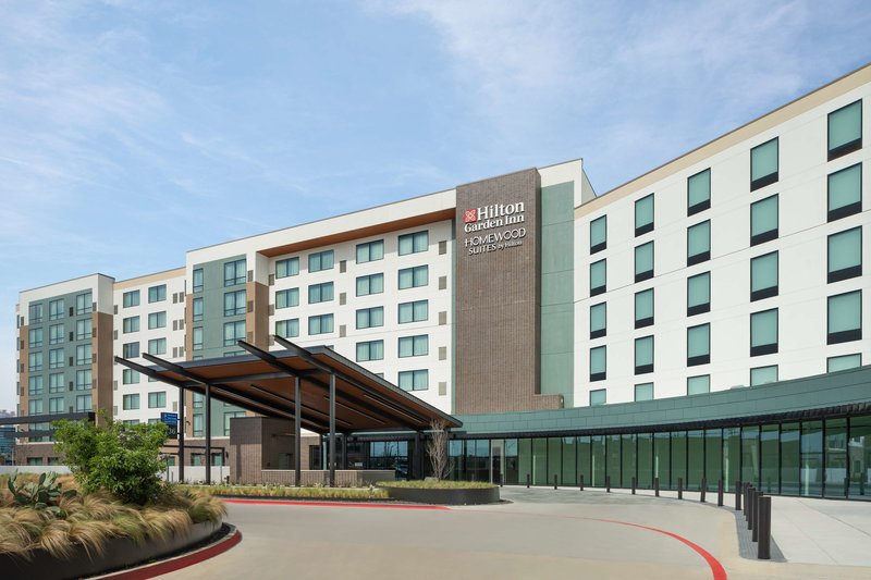 Hilton Garden Inn Grand Prairie at EpicCentral - photo 1