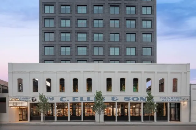 Caption By Hyatt Beale Street Memphis, Tennessee