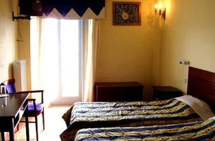 Lecadin Hotel, Karpenisi