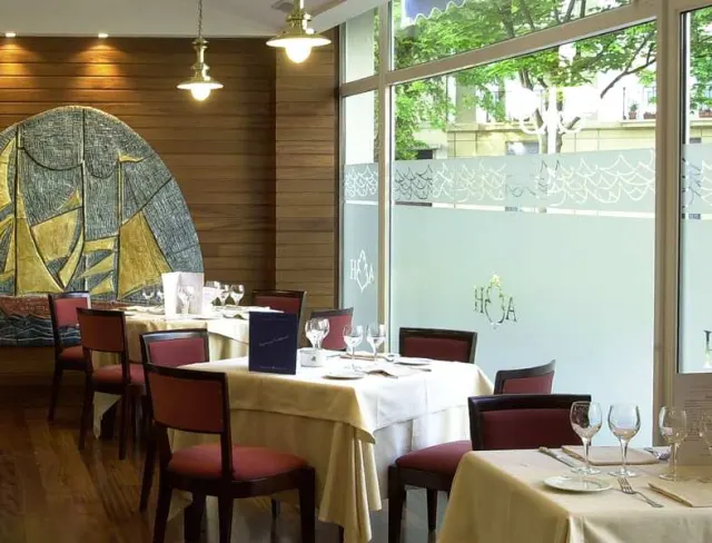 Hotel ILUNION San Sebastián - photo 2