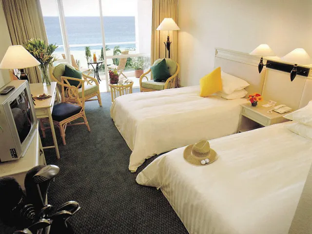 Holiday Inn Resort Sanya Yalong Bay - photo 4