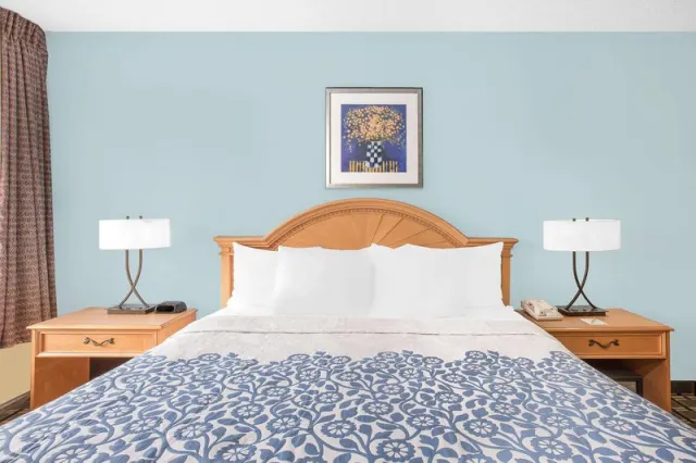 Days Inn by Wyndham Ruther Glen Kings Dominion Area - photo 3