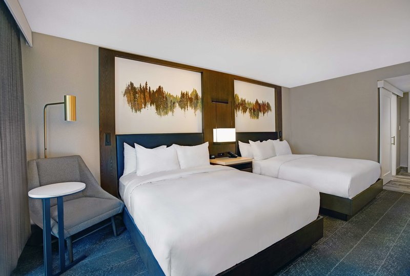 Holiday Inn & Suites Peachtree City - photo 1