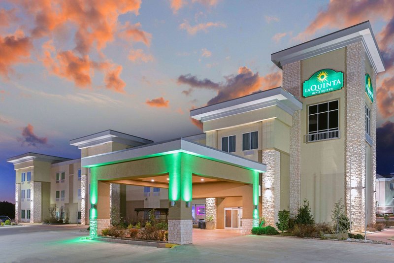 La Quinta Inn  Suites by Wyndham Guthrie - photo 1