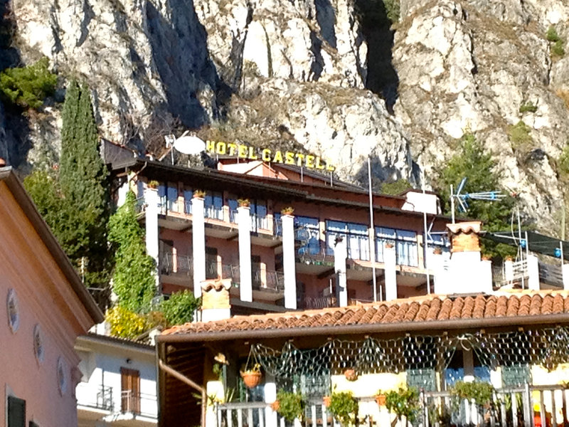 Hotel Castell - photo 1