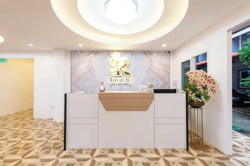Royal Wing Suites & Spa - photo 1