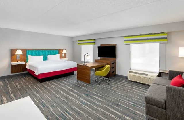 Hampton Inn Pikeville - photo 4