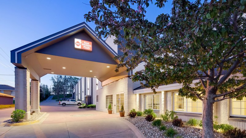 Best Western Plus Longbranch Hotel & Convention Center - foto 1