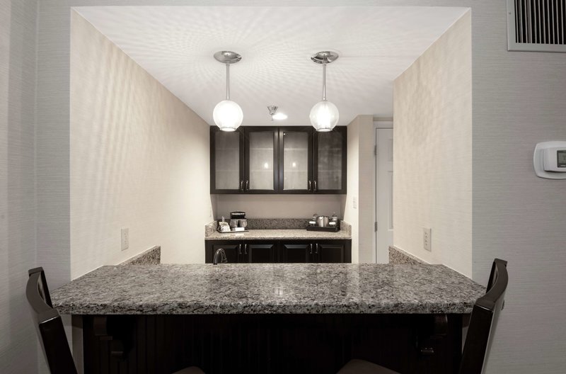 Hilton Greenville - foto 1