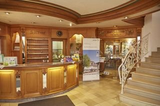 Flair Hotel Weinstube Lochner - photo 3