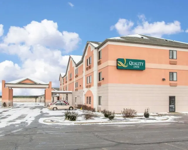 Quality Inn Merrillville - photo 3