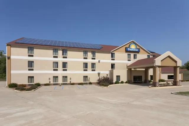 Days Inn by Wyndham Jefferson City, Missouri