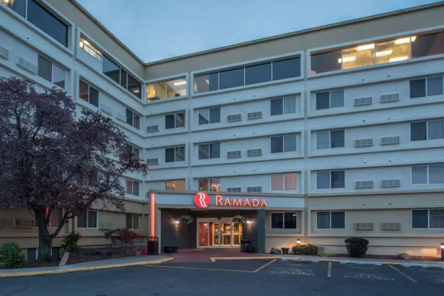 Ramada by Wyndham Downtown Spokane, Washington