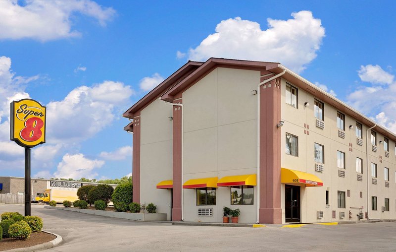 Super 8 by Wyndham Johnson City - photo 1