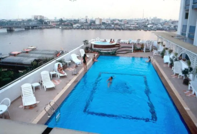 Riverside Bangkok Hotel - photo 2