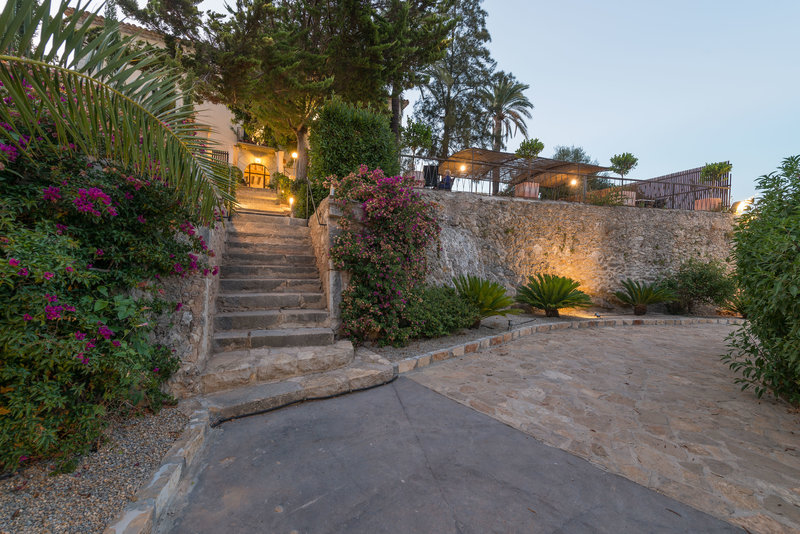 Hotel Turixant - photo 1
