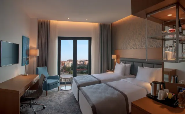 Holiday Inn Istanbul Tuzla Bay - photo 4