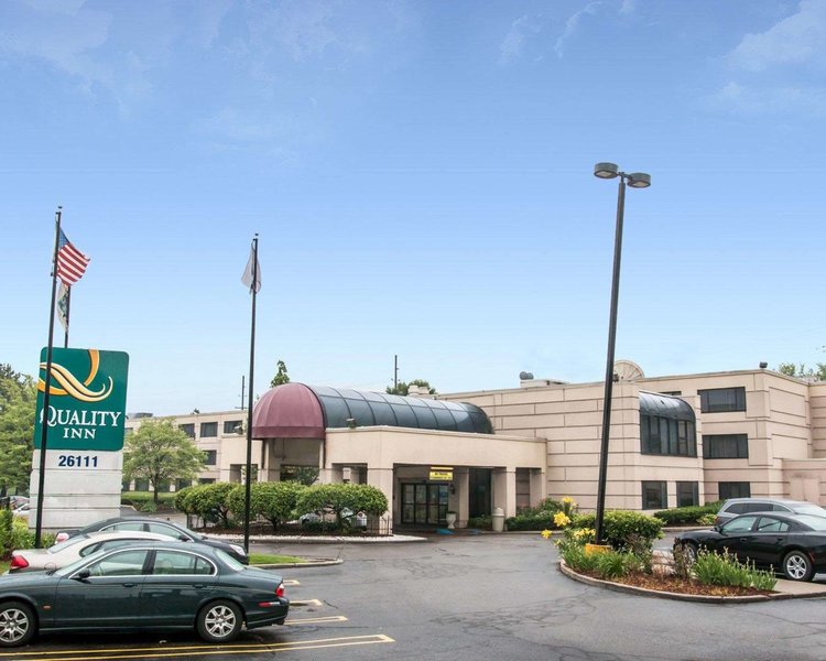 Quality Inn - foto 1