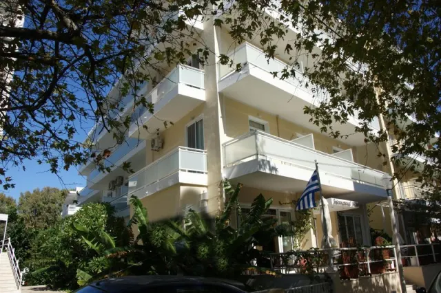 International - photo 2