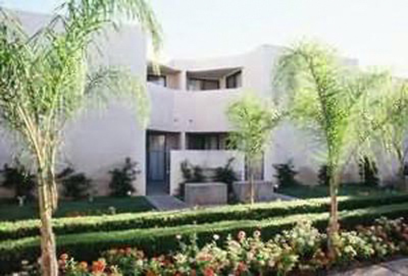 Rigas Hotel - foto 1