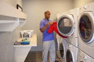 Staybridge Suites Toledo - Rossford - Perrysburg - photo 3