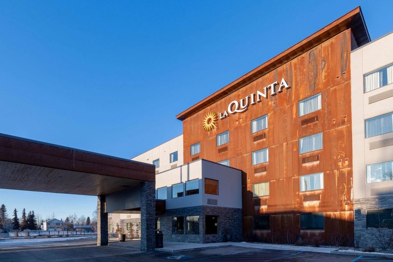 La Quinta Inn  Suites by Wyndham Anchorage Airport - photo 1