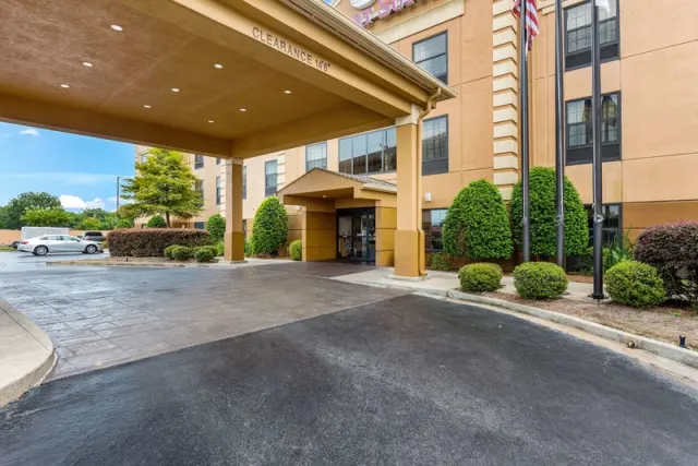 Comfort Suites Monroe - foto 3