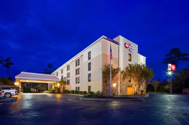 Best Western Plus WilmingtonWrightsville Beach - photo 3