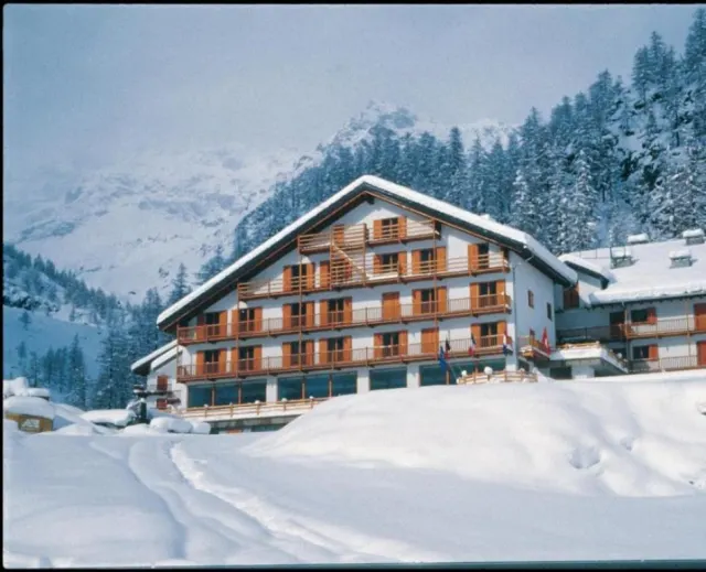 La Trinite Monboso Hotel - photo 3