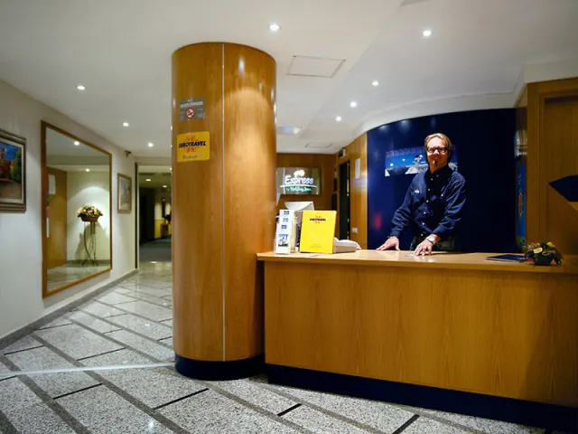 Hotel Express Aosta - zdjęcie 4