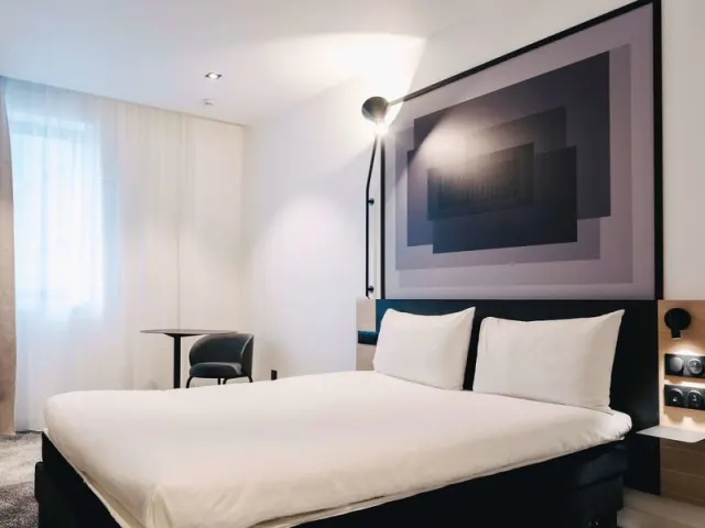 ibis Rouen Centre Rive Droite Pasteur, Normandy