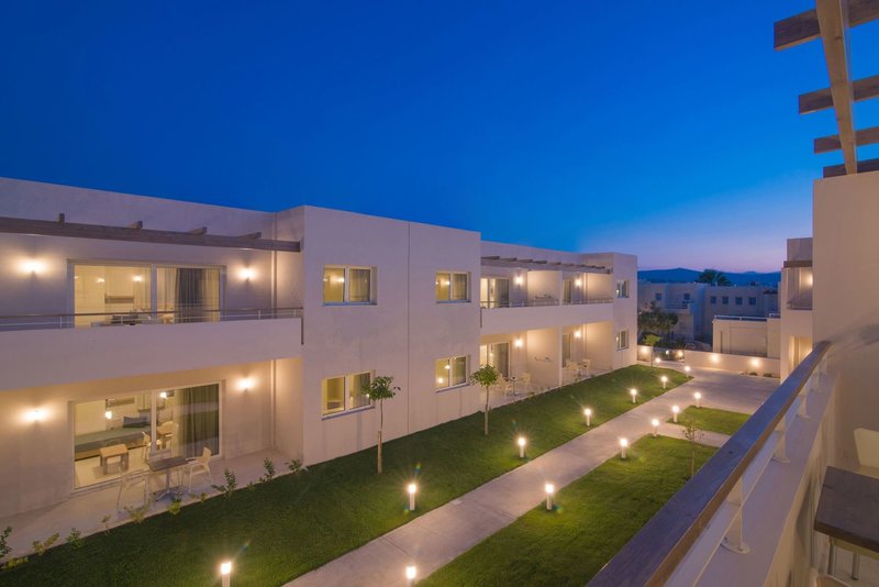 Ourania Apartments Hotel - photo 1