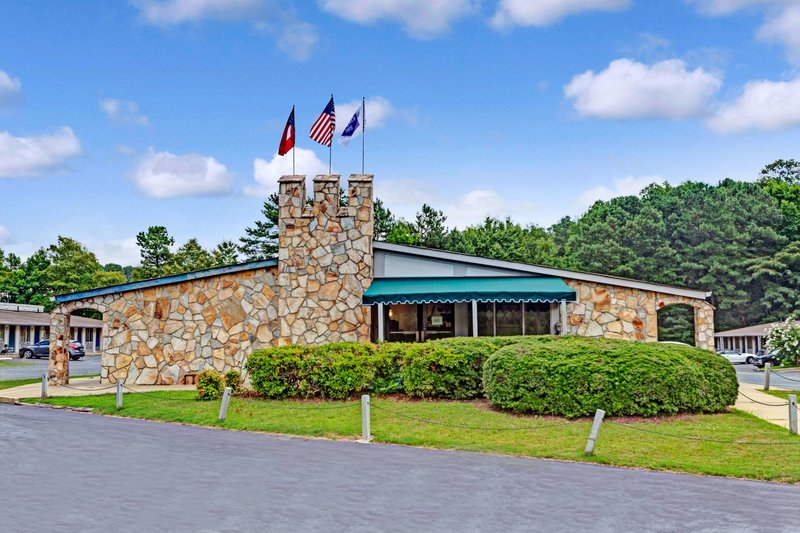 Knights Inn Austell Near Six Flags - photo 1