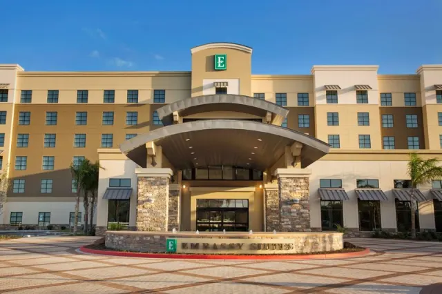 Embassy Suites by Hilton McAllen Convention Center - photo 3