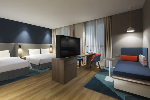 Holiday Inn Express Shanghai Kangqiao - photo 3