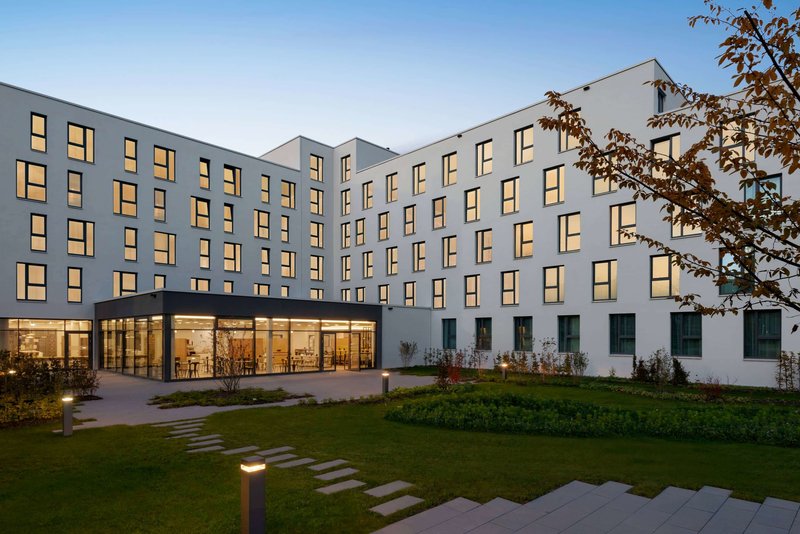 Super 8 by Wyndham Augsburg - photo 1