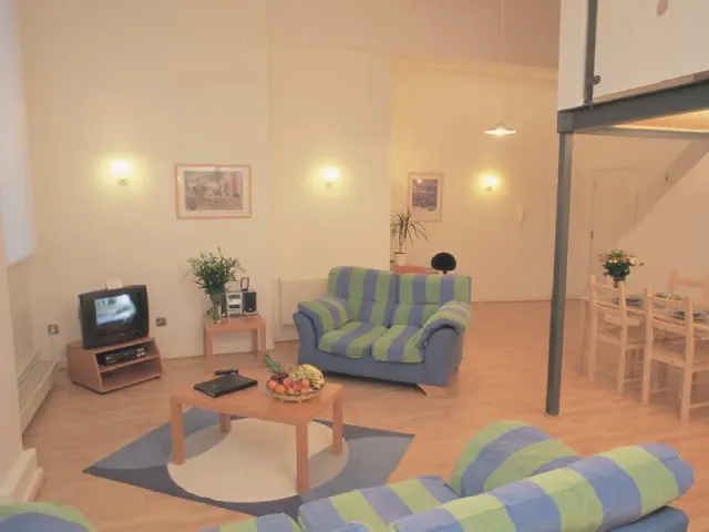 Premier Suites Liverpool - photo 2