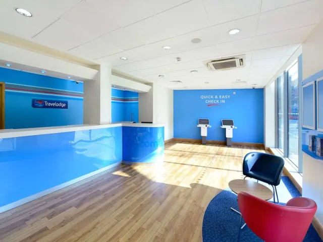 Travelodge London Central Waterloo - photo 2