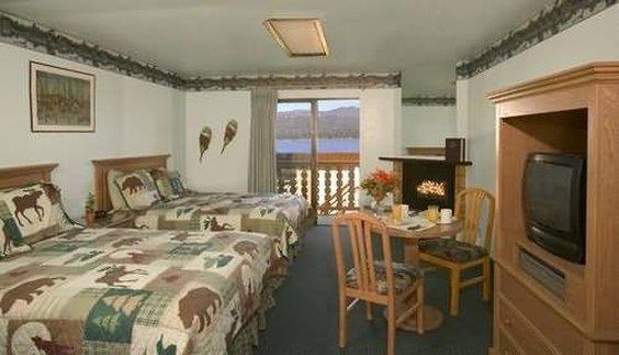 Big Bear Lakefront Lodge - photo 4