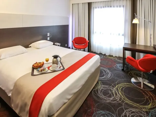 Mercure Niort Marais Poitevin Hotel - photo 2