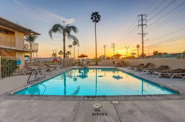 Motel 6 San Bernardino South - photo 4