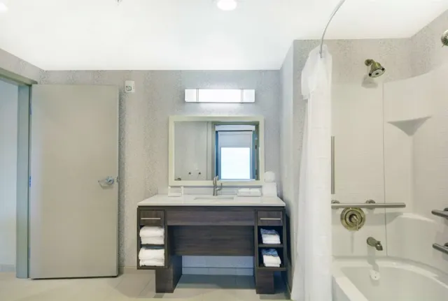 Home2 Suites By Hilton Raleigh Durham Airport RTP - photo 4