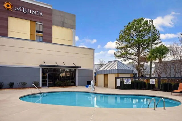 La Quinta Inn by Wyndham Columbia SE/Fort Jackson - photo 2
