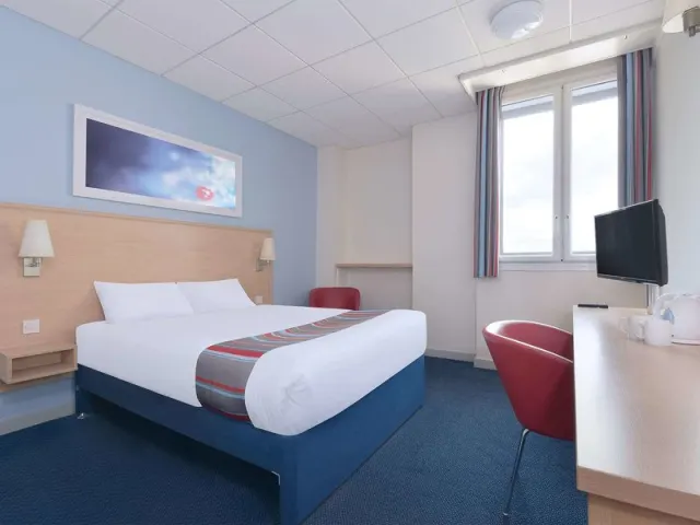 Travelodge Newcastle Seaton Burn - photo 4
