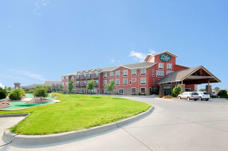 Norfolk Lodge & Suites, Ascend Collection - photo 1