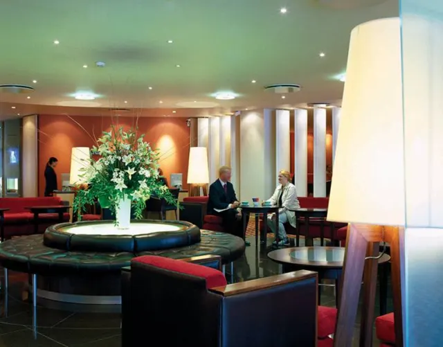 Holiday Inn London-Heathrow M4, Jct. 4 - photo 4
