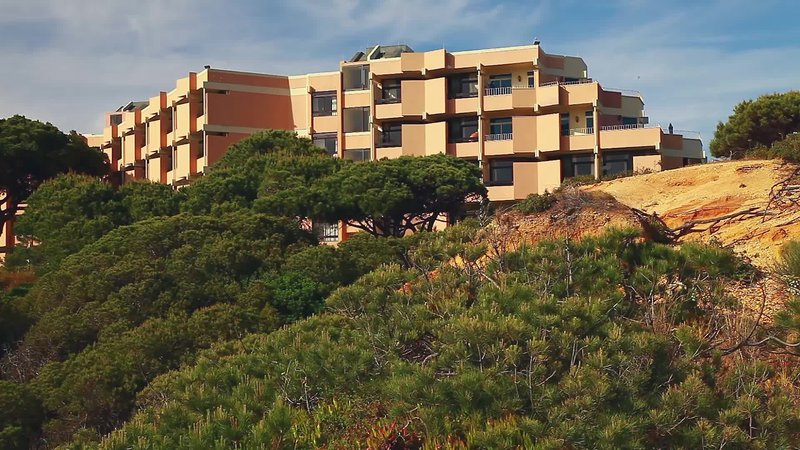 Auramar Beach Resort - photo 1