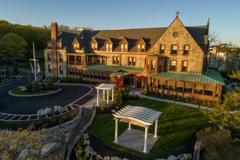 The Abbey Inn  Spa - photo 1