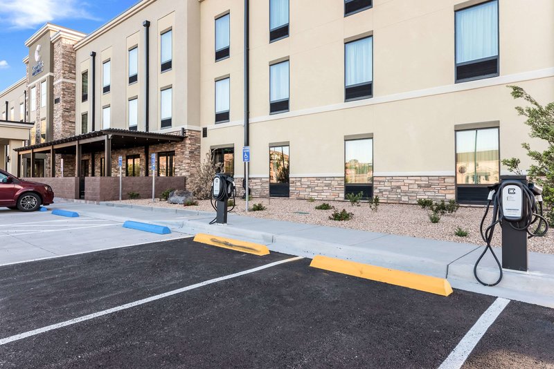 Comfort Inn & Suites Zion Park Area - photo 1