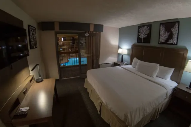 Baymont by Wyndham Shakopee - photo 3
